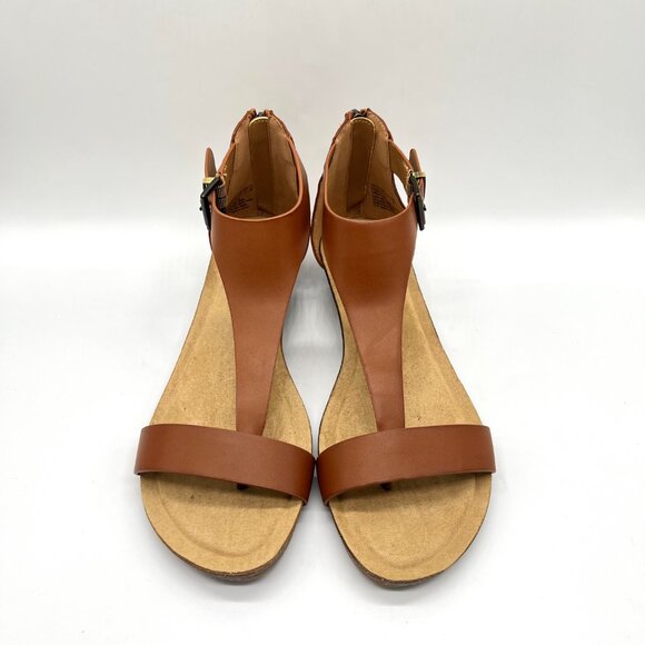 Kenneth Cole Reaction Womens 9.5 Great Gal Toffee Brown Low Wedges Sandals Shoes - Picture 2 of 13